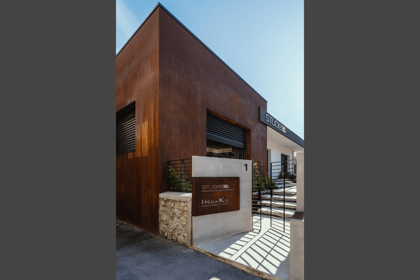 studio3s-progetto-bordi-grigi